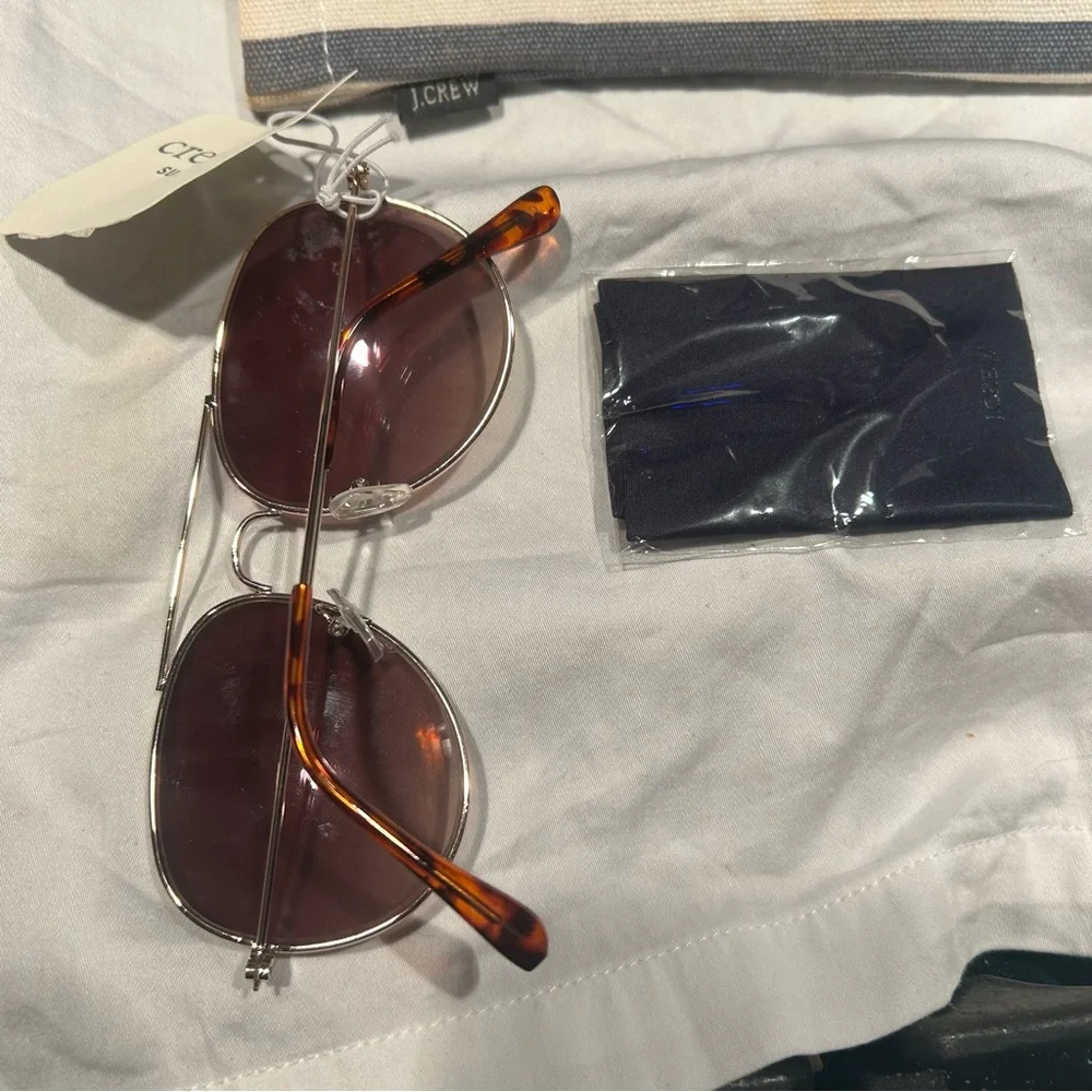 Jcrew Crewcuts kids aviator sunglasses with case
